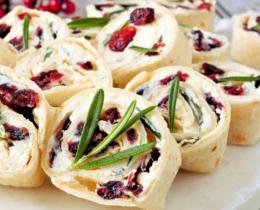 Cranberry-Pinwheels_Muneeza_Ahmed